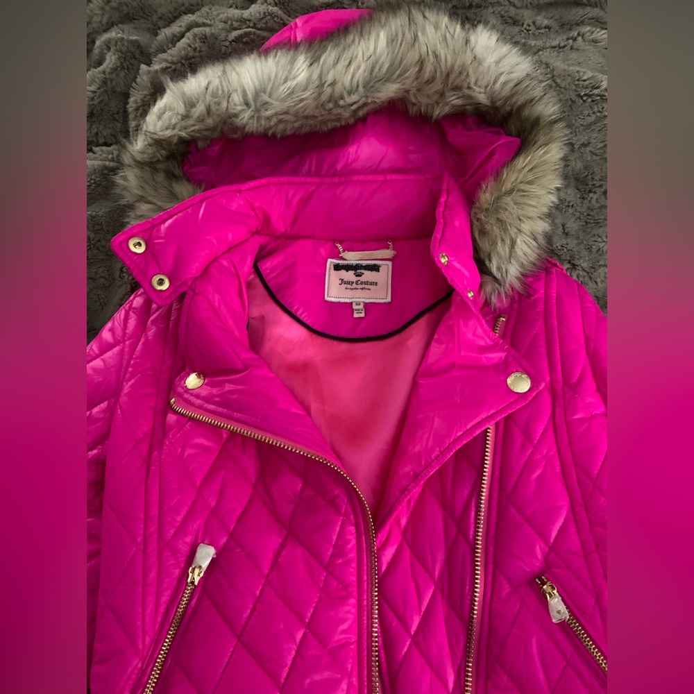 Juicy Couture Moto style hooded faux fur quilted jacket 
Excellent condition - Picture 6 of 7
